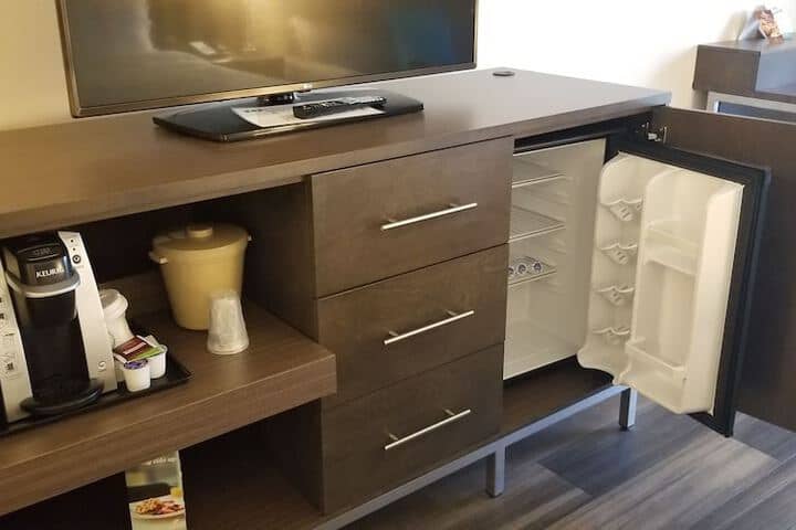 Room 21 of 120