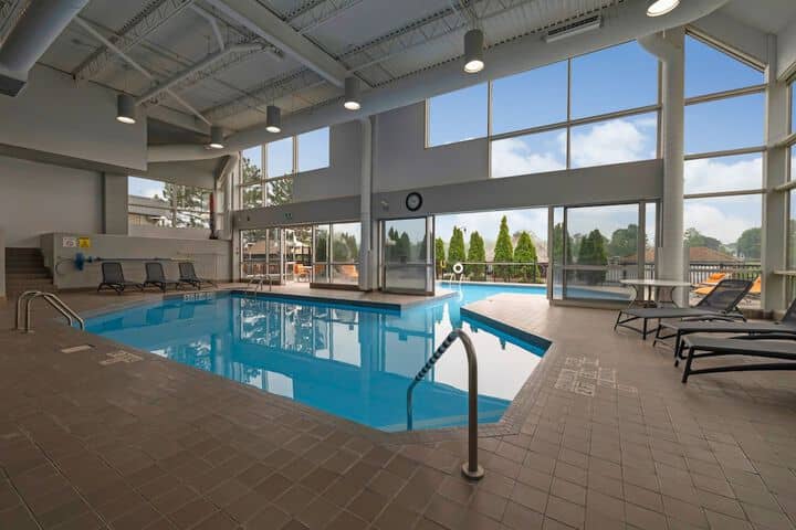 Pool 35 of 120